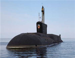 روسیه زیردریایی هسته ای و نامرئی خود را به آب انداخت