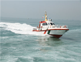 نجات 12 سرنشین شناور نظامی امارات