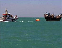 ملوانان شناور باری غرق شده در آبهای خلیج فارس نجات یافتند