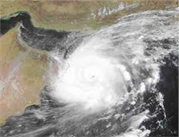 بنادر عمان بیشترین محدوده درگیر با توفان