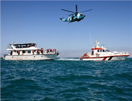 برگزاری مانور جستجو و نجات دریایی در بندر امیرآباد