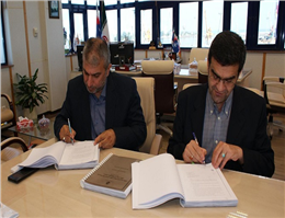 قرارداد احداث سیلو بین کشتیرانی دریای خزر و سازمان بنادر امضاء شد