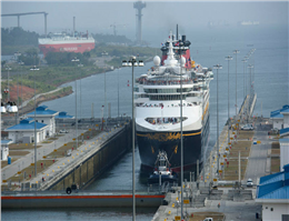 اولین کشتی کروز به کانال توسعه یافته پاناما آمد