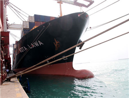 پایان تخلیه و بارگیری کشتی سنگاپوری در بندر شهیدرجایی