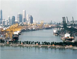 Singapore Port Handles Reduced Box Volumes 