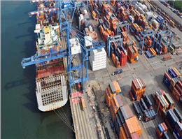 Container volumes fall in  Latin American