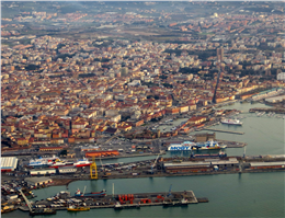 Livorno opens tender for deepwater box terminal project