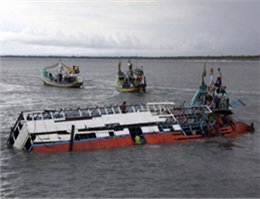 هفت کشته در پی واژگونی قایق در اندونزی