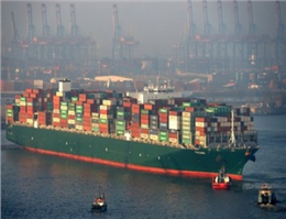 More Space for Large Containerships at Port of Hamburg