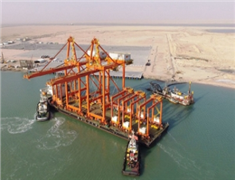 Iraq terminal welcomes new post-panamax cranes