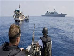 اتحادیه اروپا حملات دزدان دریایی را كنترل می‌كند