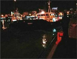 کشتی سوراخ شده درکاسپین نجات یافت