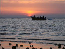انجام گشت دریایی در خلیج فارس با شناورهای استاندارد