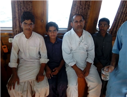 نجات سه صیاد گرفتار در آبهای دریای عمان