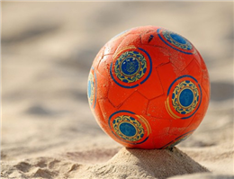 صدرنشین لیگ برتر فوتبال ساحلی زنان مشخص شد
