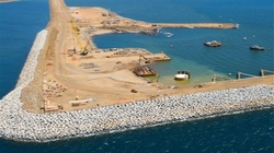 تخریب ۲ سازه غیرمجاز دریایی در سواحل مازندران