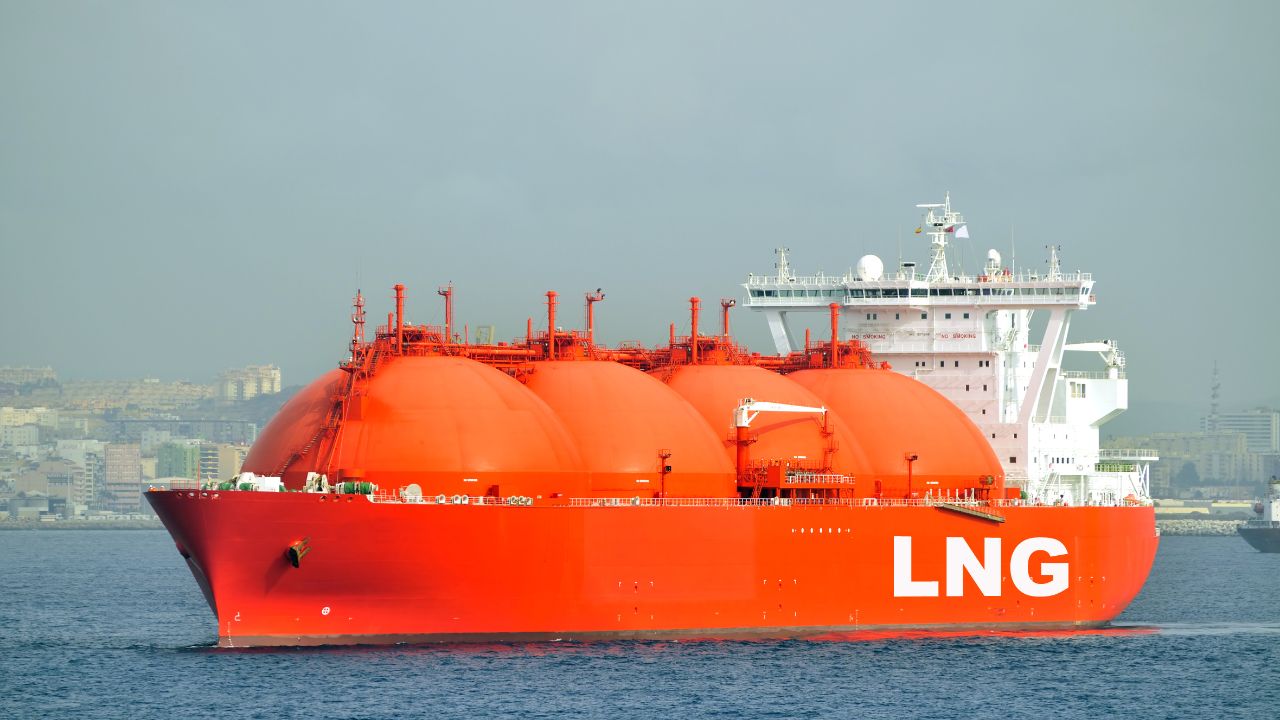 قطر 60 فروند کشتی LNG سفارش داد