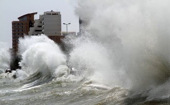 آب های شمالی خلیج فارس مواج و توفانی می شود