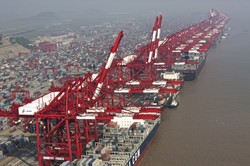 مقاومت بنادر کانتینری چین در برابر جنگ تجاری