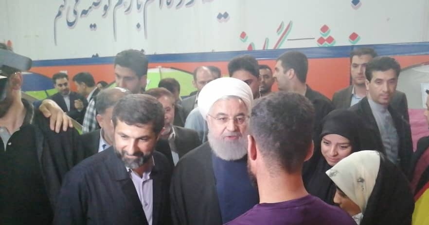 بازدید دکتر روحانی از مناطق سیل زده خوزستان