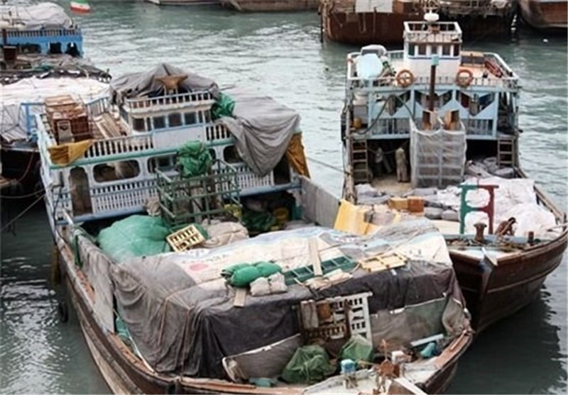 توقیف دو شناور کالای قاچاق در خلیج فارس