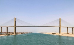 تخفیف ۴۵ درصدی مصر برای کشتی‌های عبوری از کانال سوئز