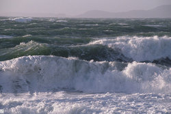 دریای عمان و ‌تنگه هرمز تحت تأثیر ‌توفان حاره‌ای