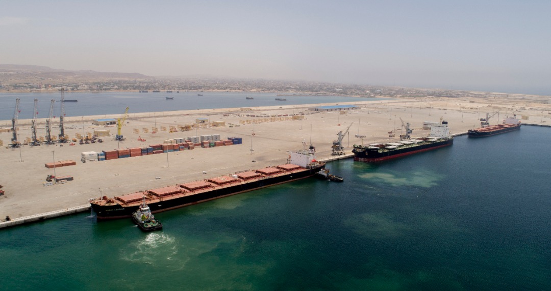 افق روشن توسعه پایدار در بزرگترین بندر اقیانوسی کشور/ رونق چشمگیر ترافیک دریایی در بندر شهید بهشتی