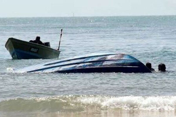 برخورد ۲ قایق صیادی در آب‌های دیر یک کشته برجای گذاشت