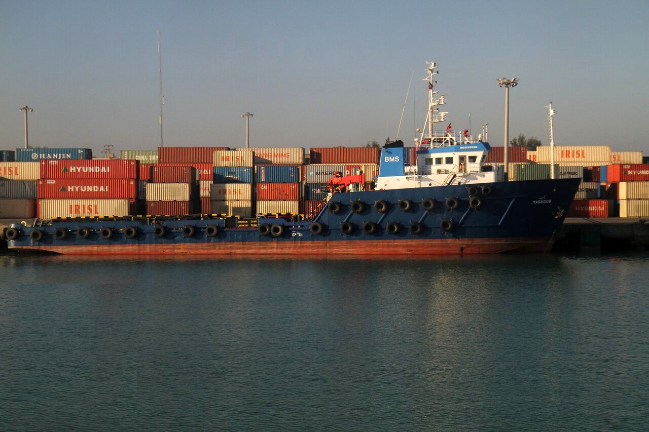ورود ۲۸ شناور صادراتی ایران به بندر کویت