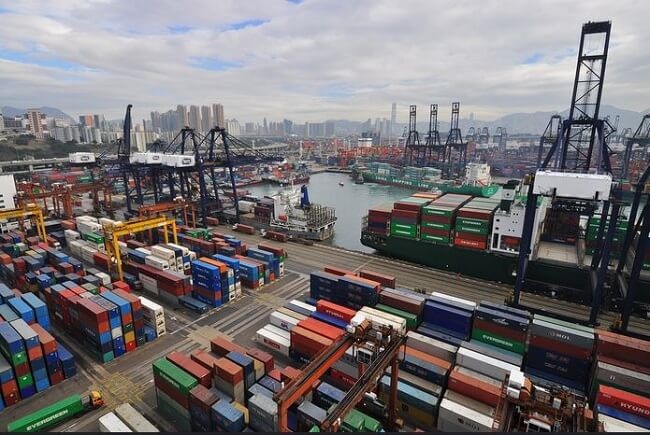 صنعت کشتیرانی هنگ‌کنگ در هجمۀ موج سوم کرونا