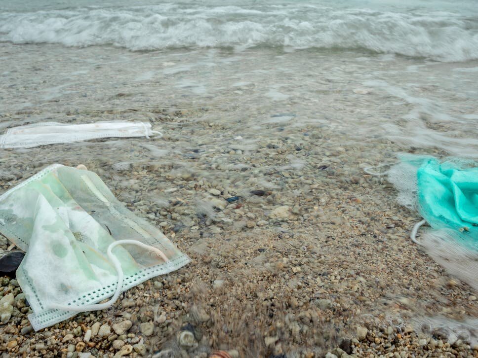 موج جدید آلودگی اقیانوس‌ها با رها کردن ماهانه ۱۹۴ میلیارد زباله کرونایی