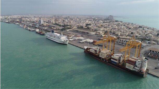 بوشهر مهیای پذیرش غیرمستقیم کشتی‌های ۵۰ هزار تُنی است