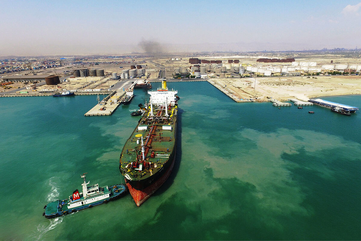 احداث ۳ اسکله نفتی جدید در خلیج فارس
