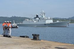 ناوچه جنگی جدید ساخت چین به ناوگان نیروی دریایی پاکستان ملحق شد