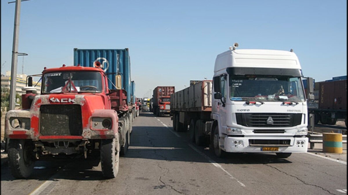 زمان توقف ناوگان کامیونی در بندر بوشهر کاهش یافت