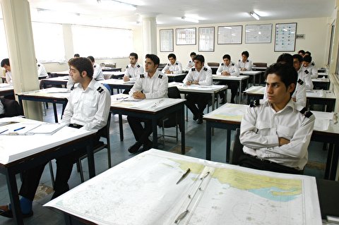 گروه کشتیرانی جمهوری اسلامی ایران دانشجوی بورسیه می‌پذیرد