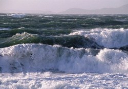 دریای خزر متلاطم می‌شود