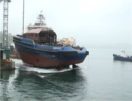 First Dual Fuel Tug Launched