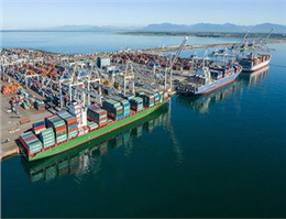 Port of Vancouver in Canada Welcomes Giant Ships