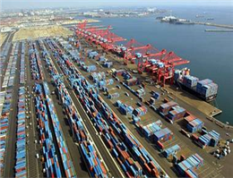 U.S. approves sale by Hanjin Shipping Co of Total Terminals stake