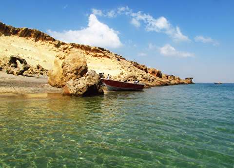 برگزاری تور توریستی جزیره لارک در ایام نوروز / خط کشتی مسافربری در مسیر قشم- لارک راه اندازی شد