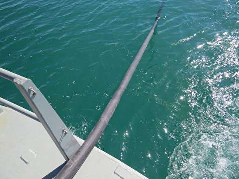 کشف مخزن شناور سوخت قاچاق در آب‌های ماهشهر