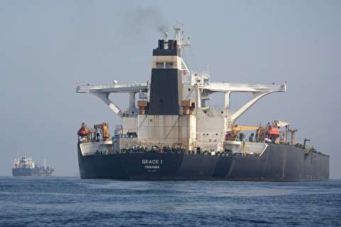 نفتکش ایرانی جبل الطارق را ترک کرد