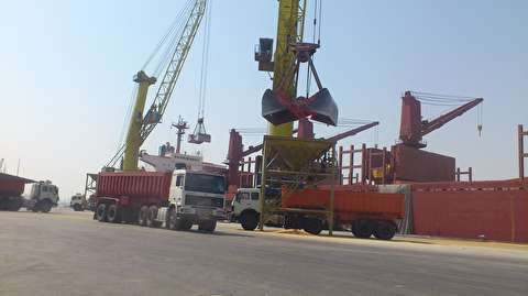 ضرورت استفاده بهتر از بنادر خوزستان برای توسعه صادرات به قطر