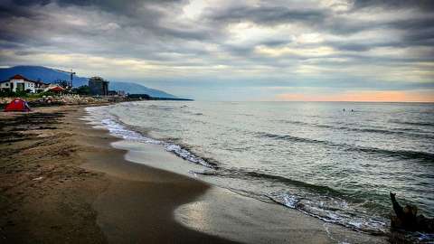 سواحل دریای مازندران خالی از گردشگر است