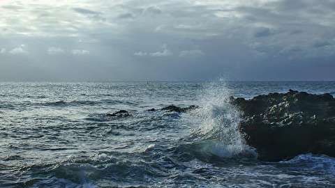 ناپایداری موقتی در آب‌های شمال خلیج فارس / دریانوردان احتیاط کنند