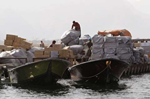 توقیف محمولۀ قطعات خودروی قاچاق در نزدیکی دهانۀ آبراه بهمنشیر
