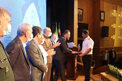 تقدیر از دریانوردان گروه کشتیرانی در روز جهانی دریانورد