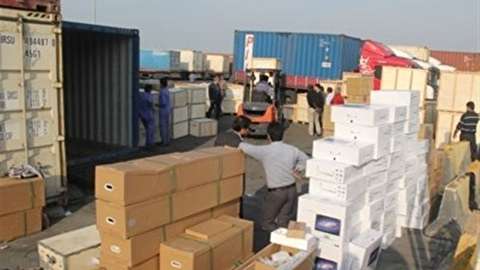 توقیف شناور حامل ۱۵ میلیارد ریال کالای قاچاق در آب‌های خلیج فارس